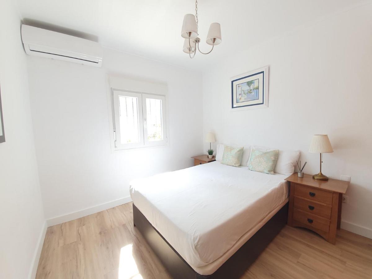 Beautiful 5 Bedroom Villa, Sea Views, Private Pool Estepona Exterior foto