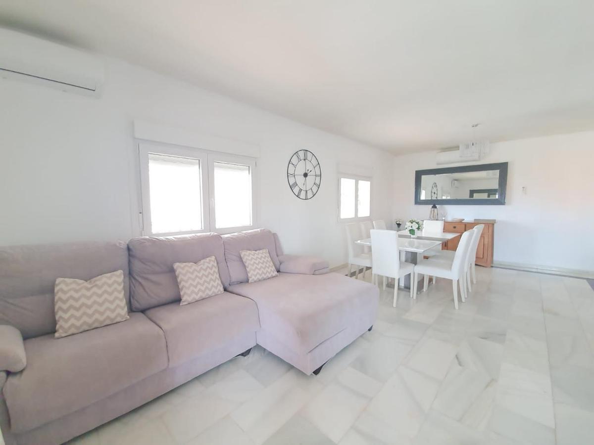 Beautiful 5 Bedroom Villa, Sea Views, Private Pool Estepona Exterior foto